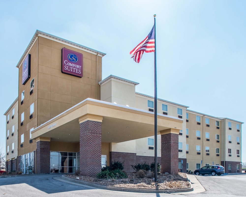 Columbia Vacations - Comfort Suites Columbia - University Area - Property Image 16