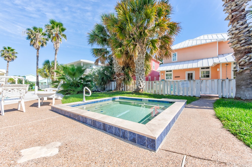 It'll Do With an Amazing View by Silver Sands Vacation Rentals view 3