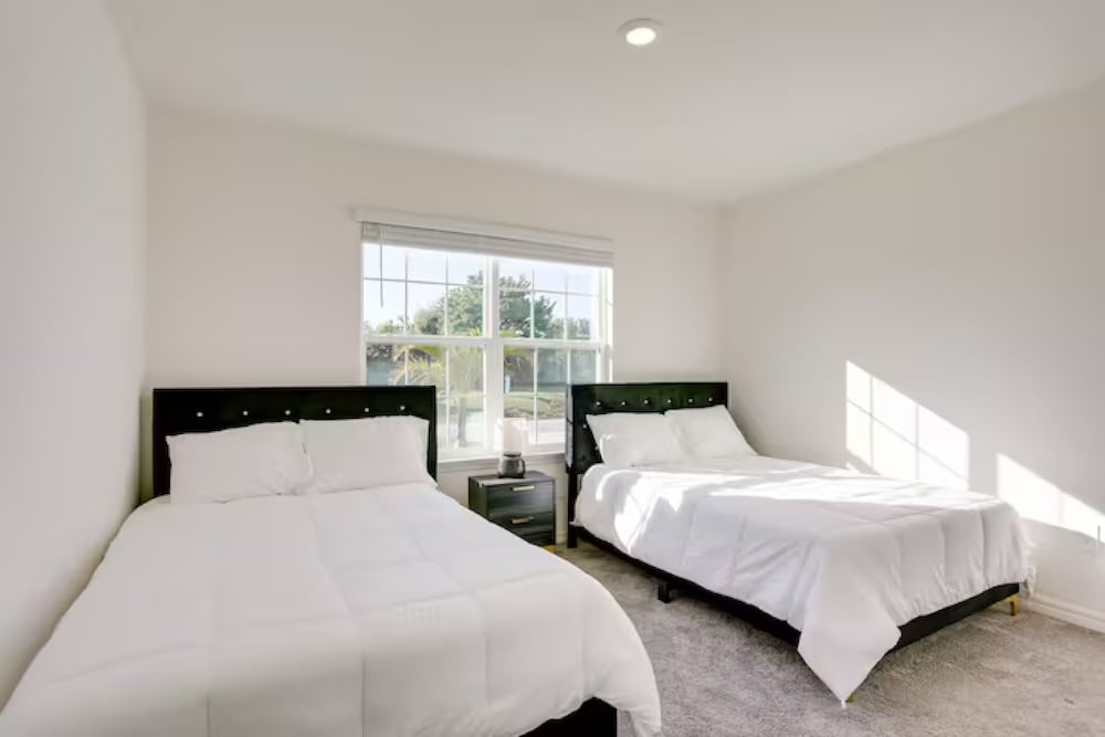 Palm Breeze Lux Stay - Port St. Lucie