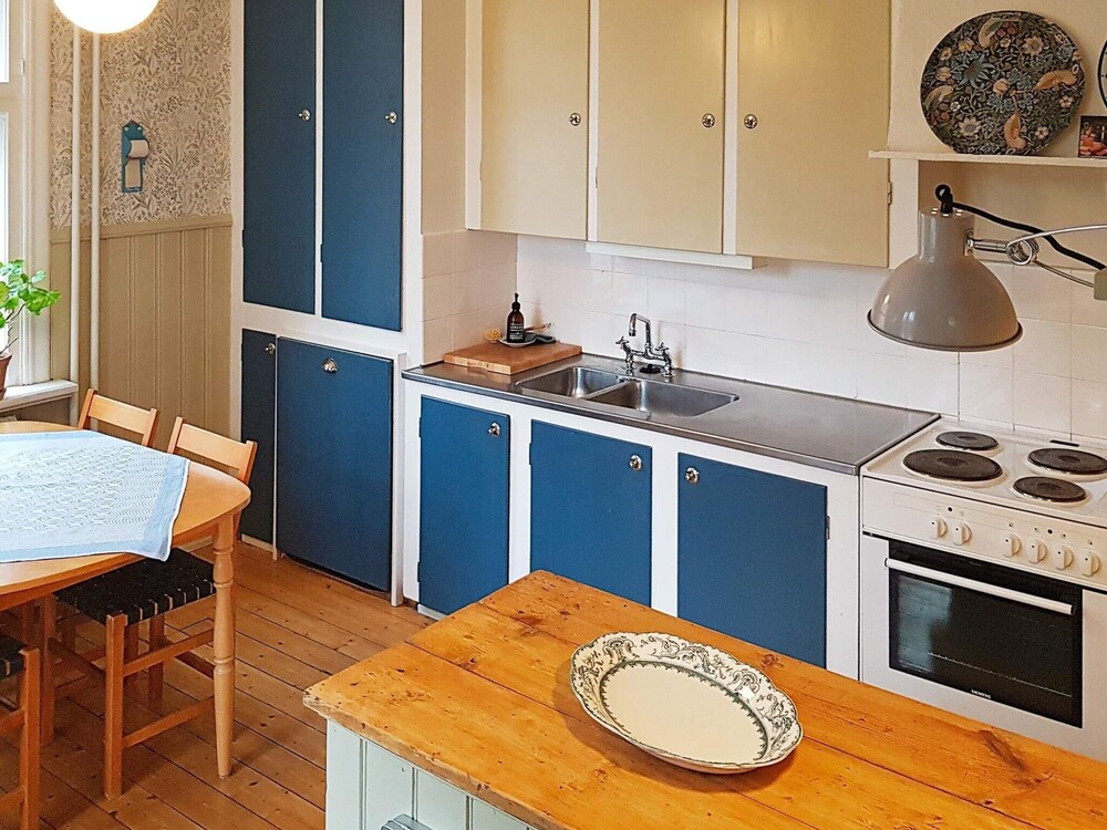 7 Person Holiday Home in Fargelanda view 4