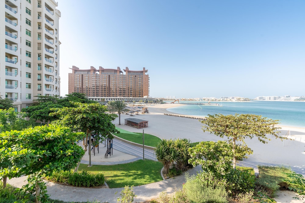 1 Bedroom Palm Jumeira with Sea View