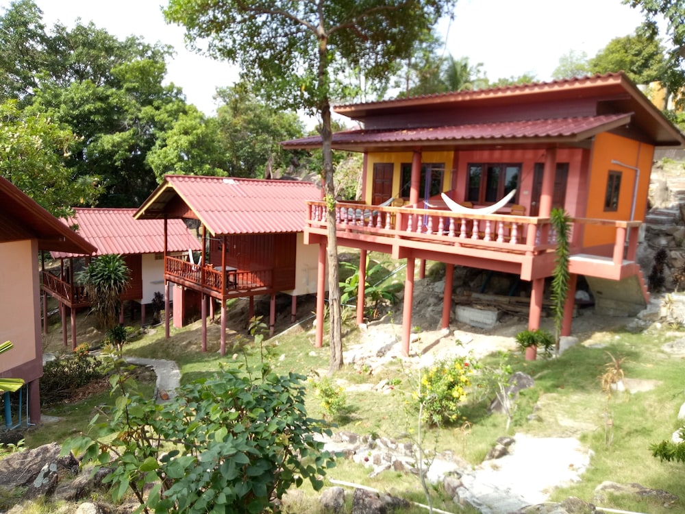 J.B.Hut Bungalows