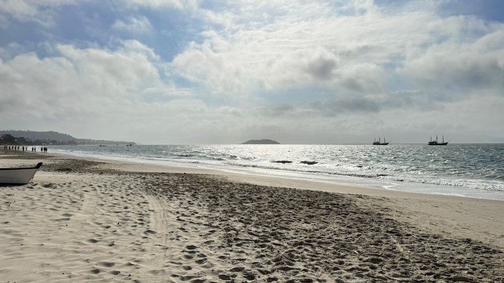 Casa Aconchegante a 100 metros da praia