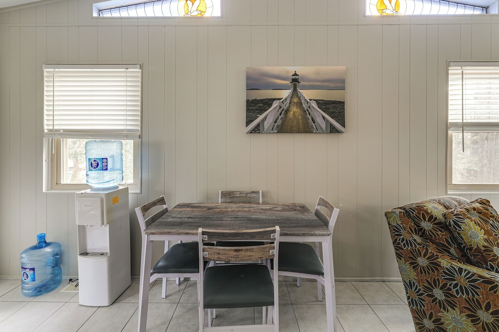 Spacious Family Home: 9 Mi to Ocean City Boardwalk