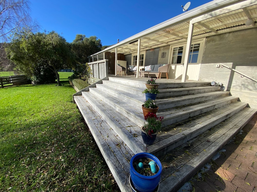 The Woolshed Estate at Tata Beach