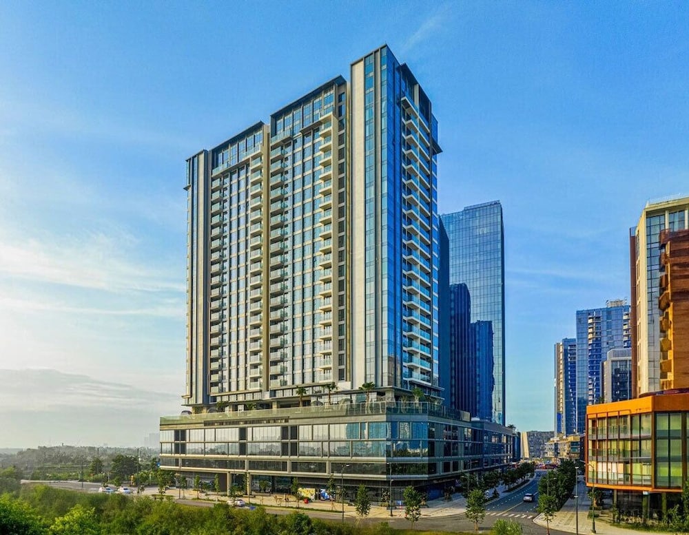 Metropole The Crest Thu Thiem Apartment
