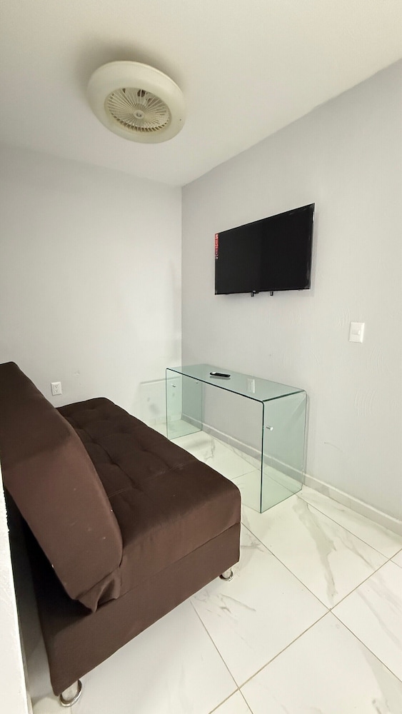 Residencia Gran Coyula Orange 502
