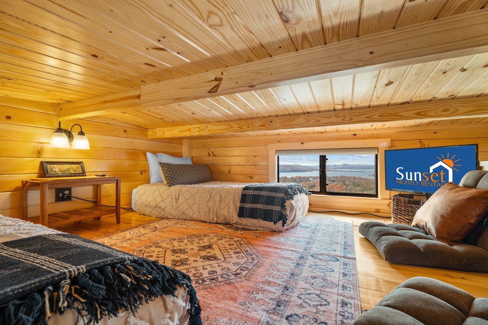 P-bay The Roost 1 Bedroom Home