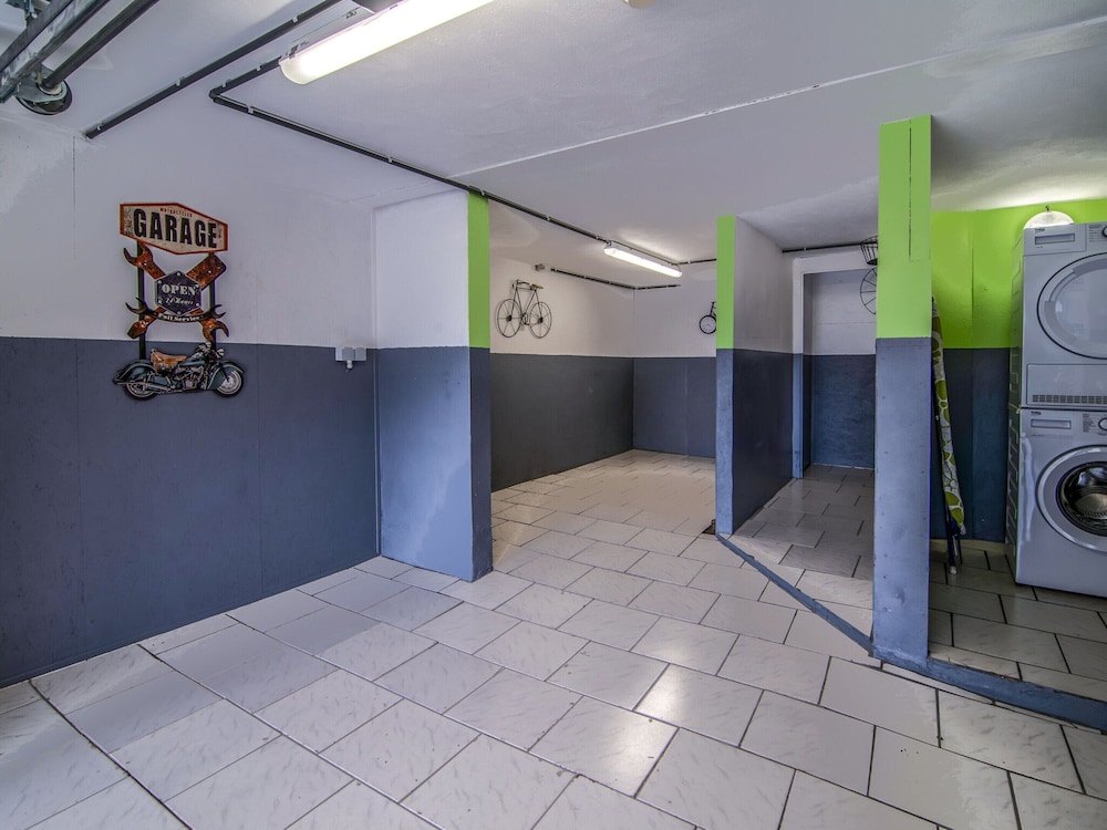 Photo 46