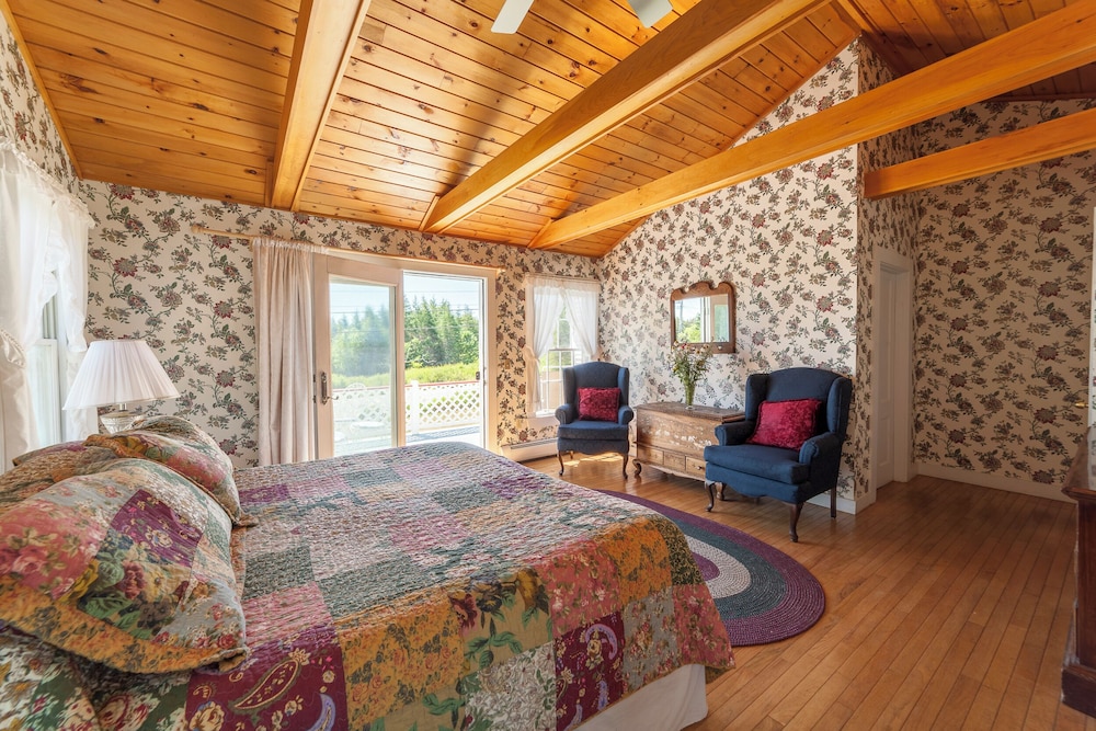 Acadia Oceanside Meadows Inn
