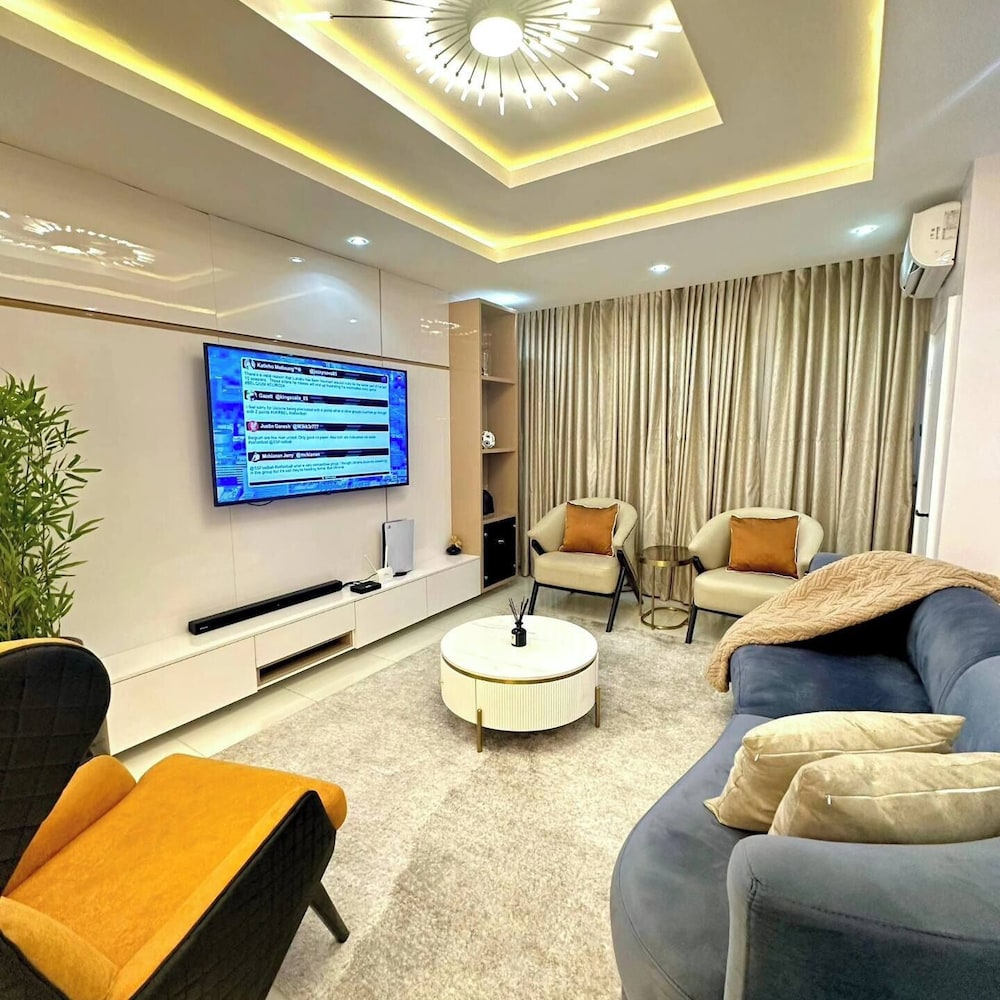 Metrohut Service Apartments