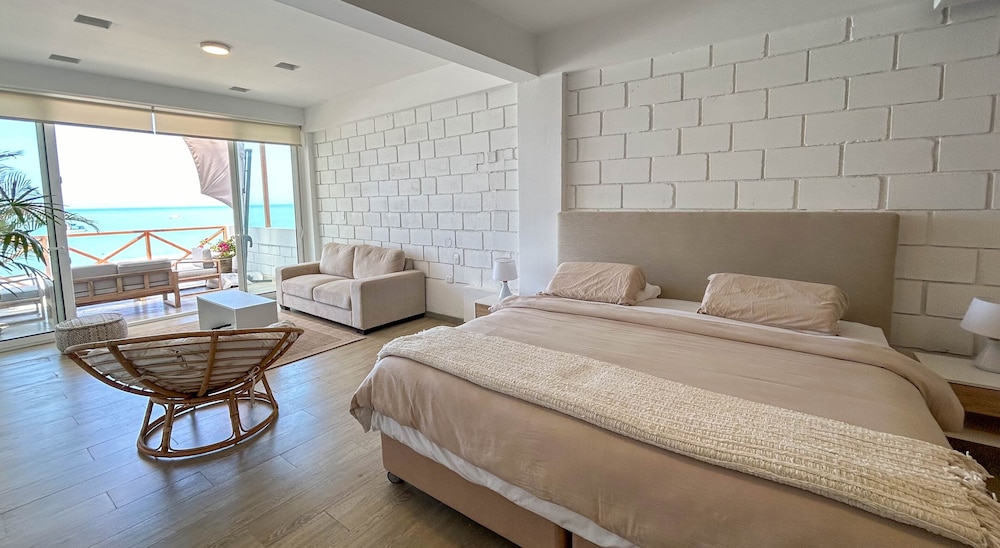 Marina by Wynwood House view 2