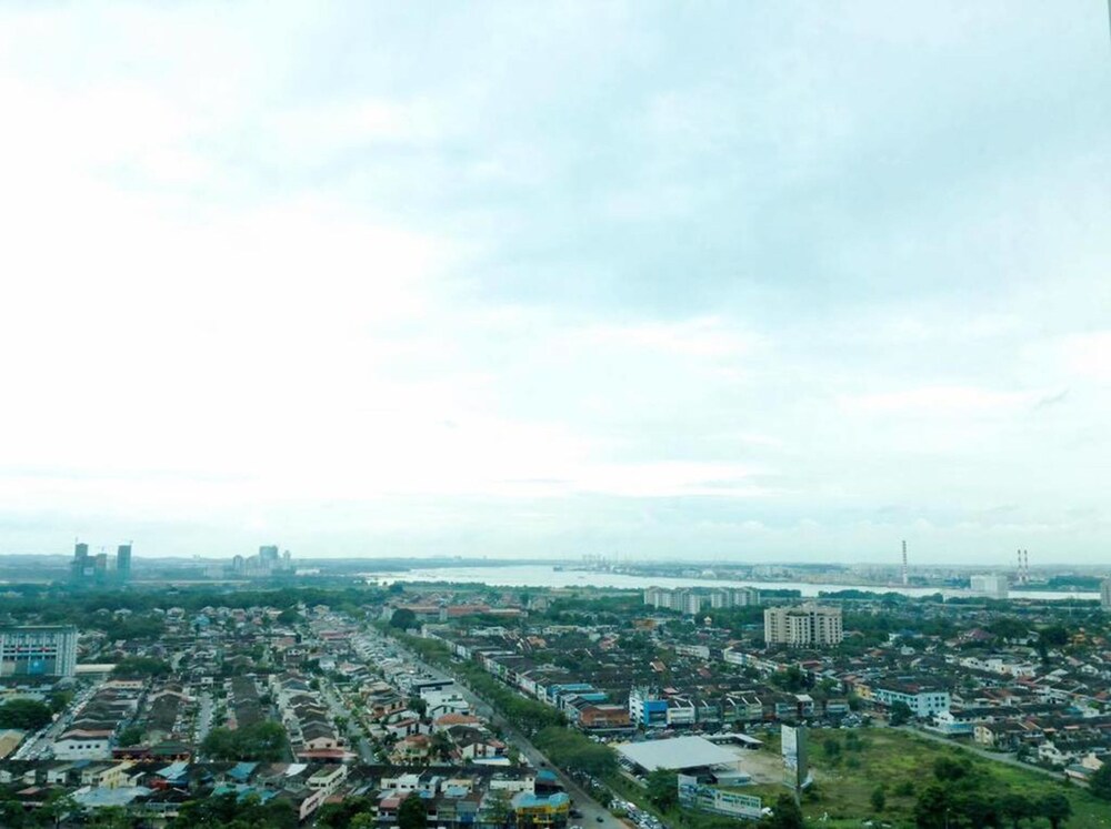 HomeStay in Johor - KSL SeaView