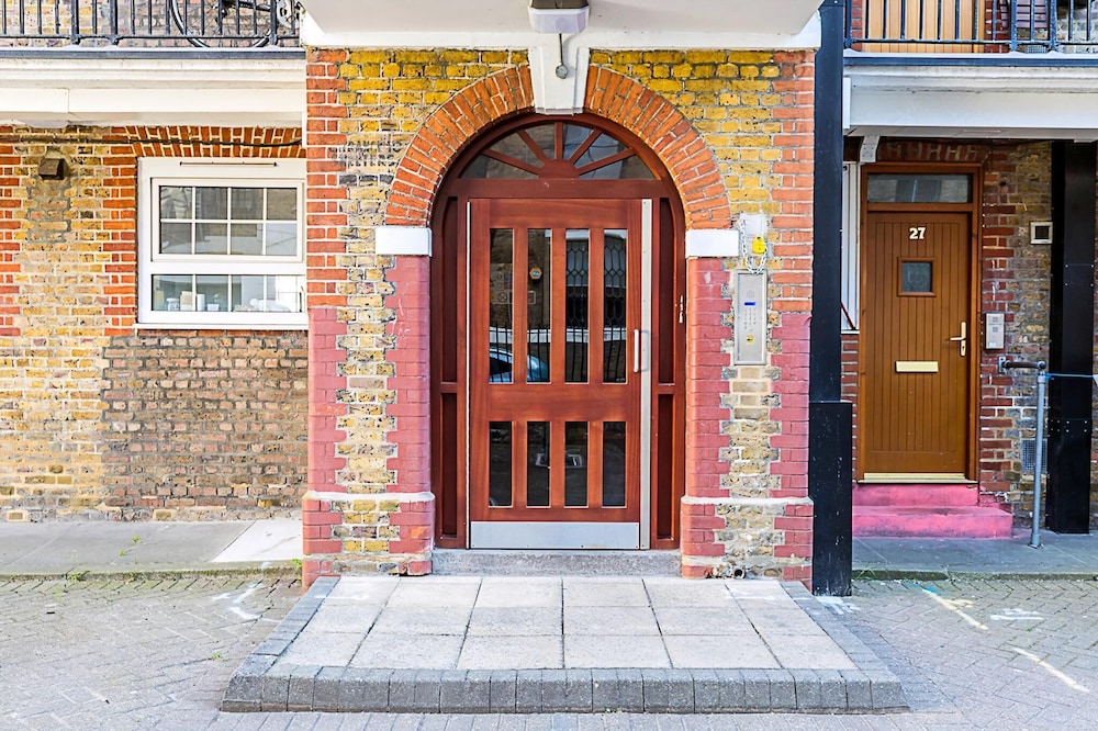 Sich - Warm & Inviting Flat by Liverpool Street
