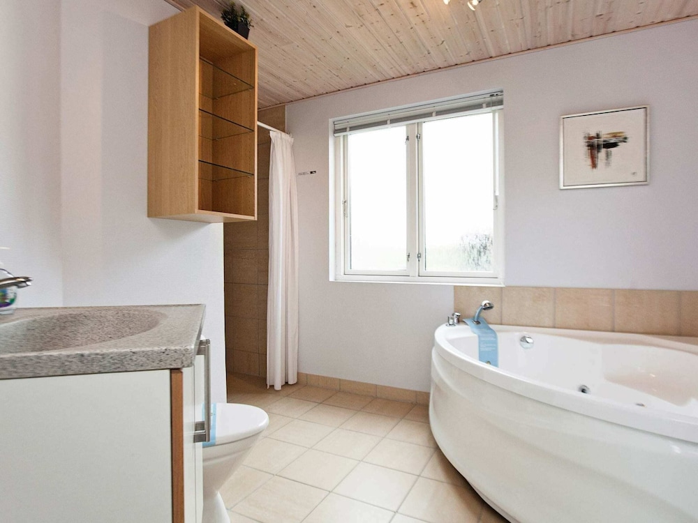 Picturesque Holiday Home in Ulfborg near Sea view 5