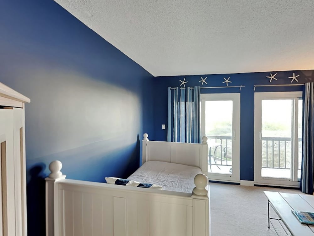 Pinnacle Port #A-117 by Southern Vacation Rentals