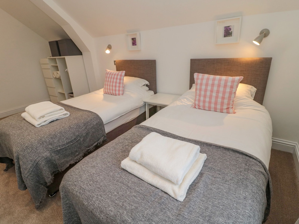 Harvest Cottage 1