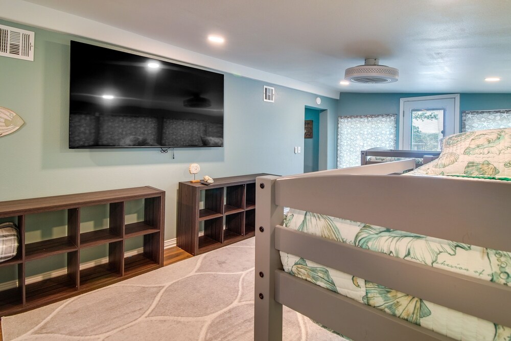 Cookson Vacation Rental w/ Spacious Yard & Porch! view 5