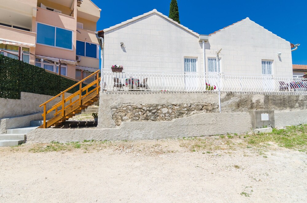 Apartments Grga