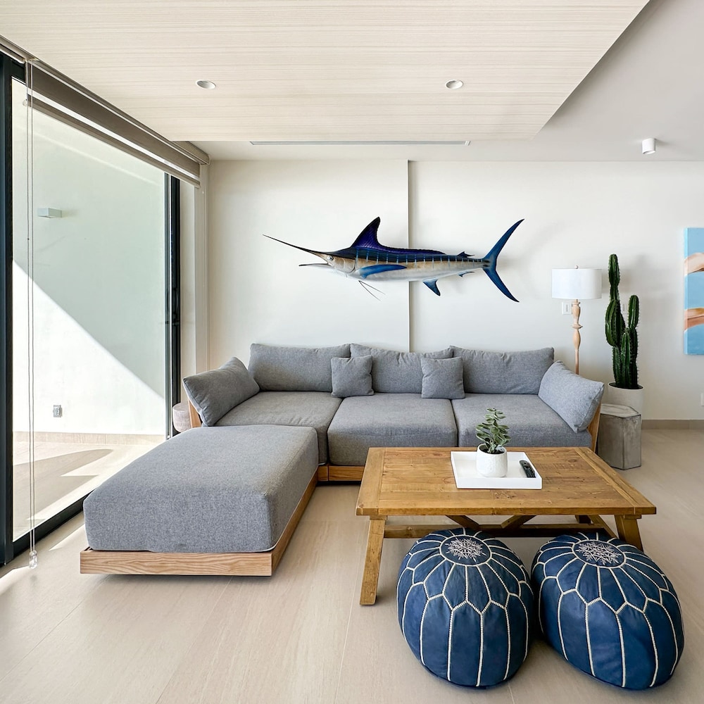 Has it all Beachfront Retreat With Stunning Views
