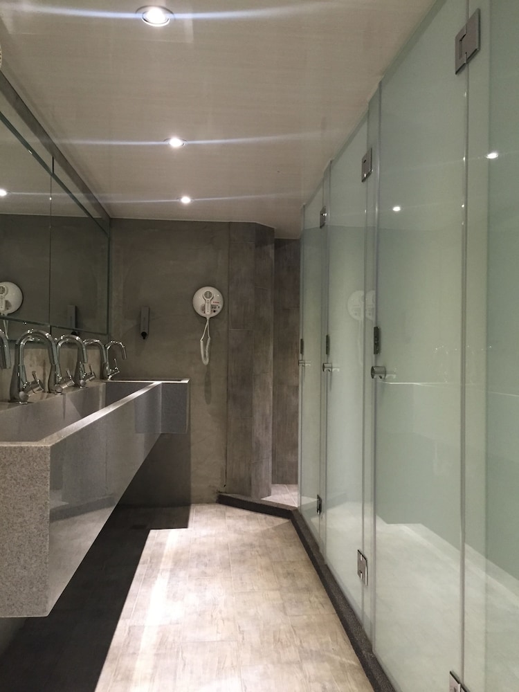 Work Inn at Taipei 101