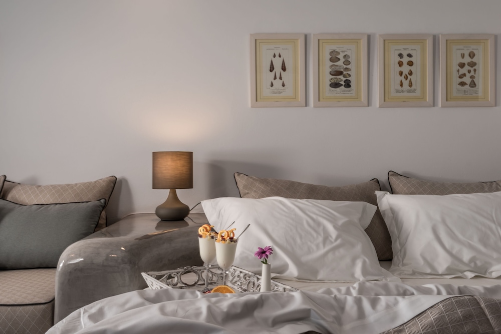 Elements of Caldera Suites