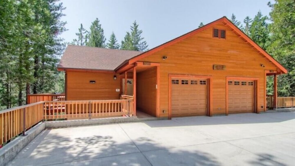 Scenic Wonders Sequoias 3 Bedrooms