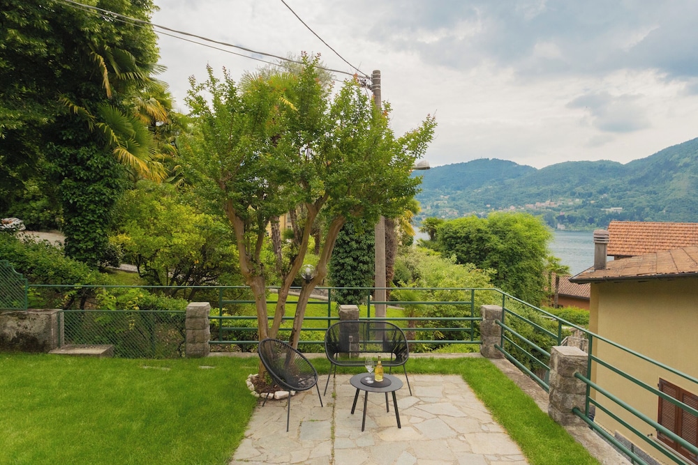Enchanted Como Lake - Tremezzo Apartments by Rent all Como
