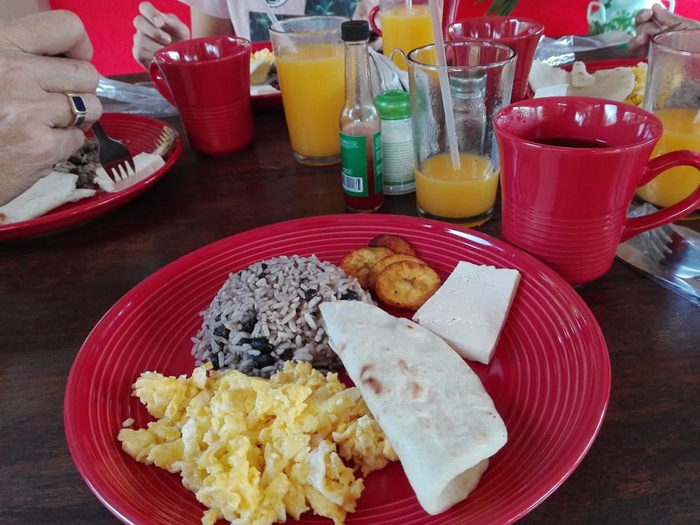 LUMARA LODGE