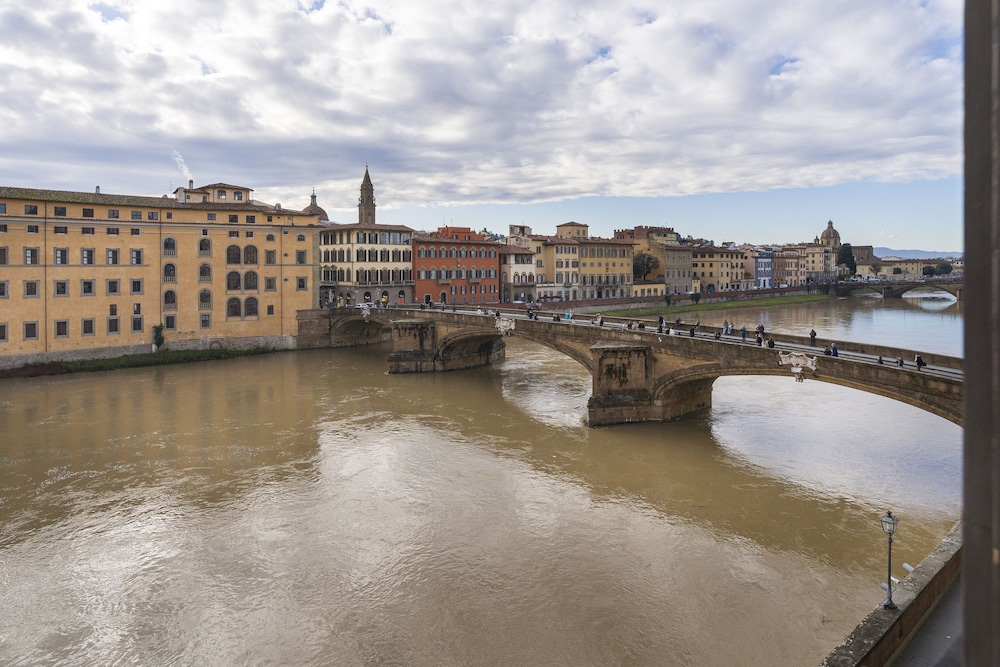 Acciaiuoli 18 in Firenze