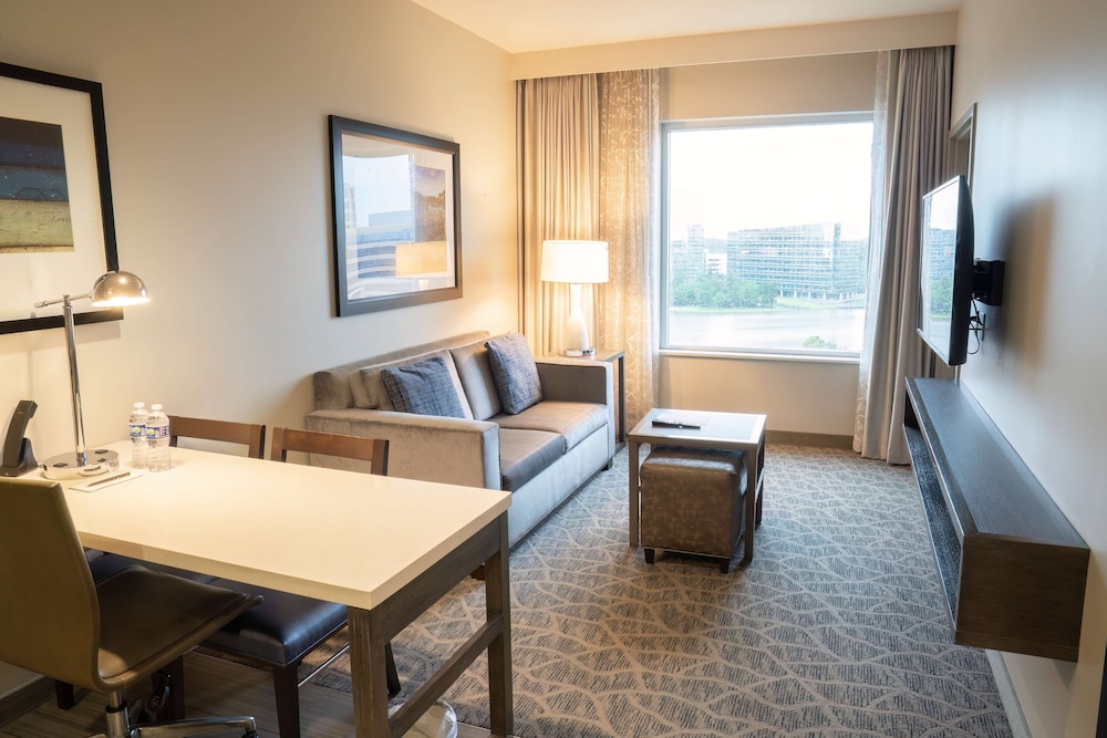 Embassy Suites by Hilton The Woodlands at Hughes Landing - Property Image 35