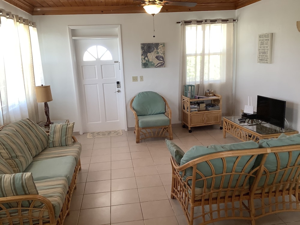 Tropical View Villa - Property Image 27