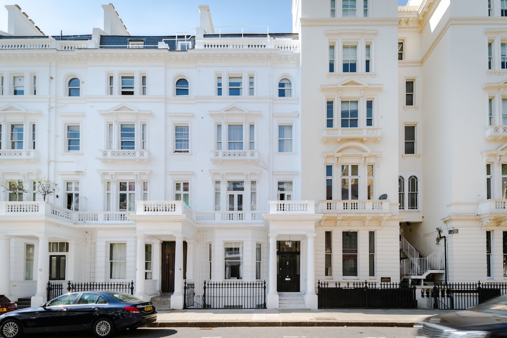South Kensington Apartments