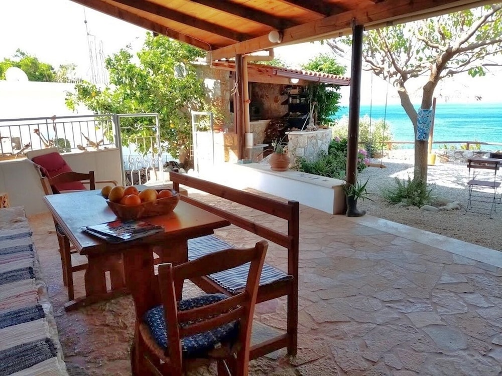2 Annexed Apartments -private Place to Swim-large Terrace- Unlimited View view 3