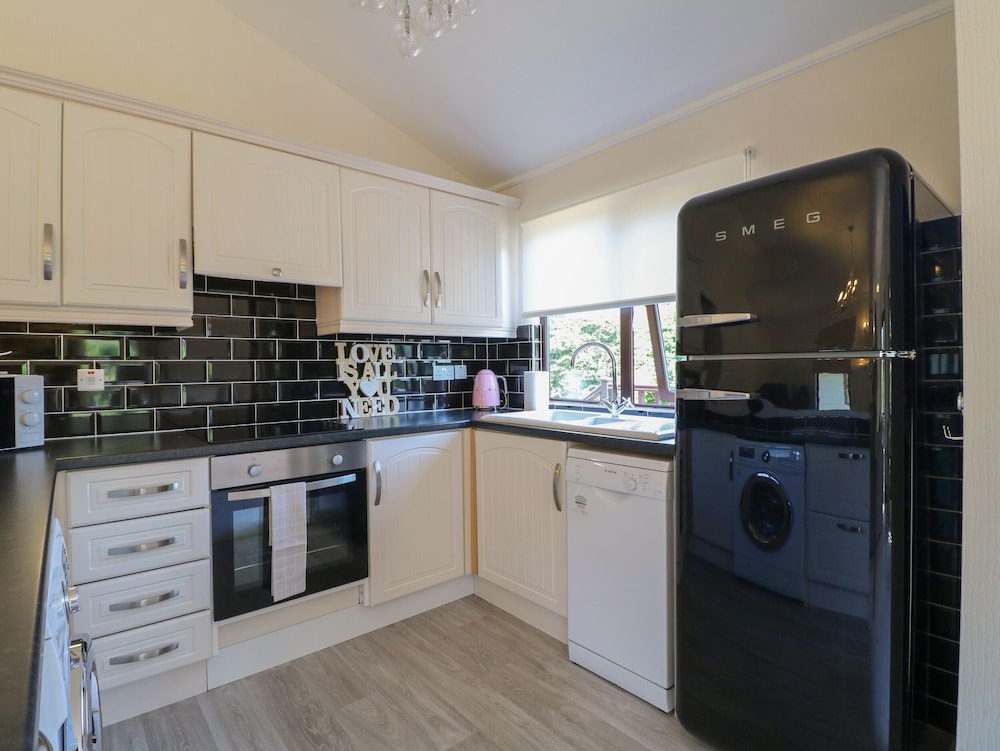 27 Brocklehurst