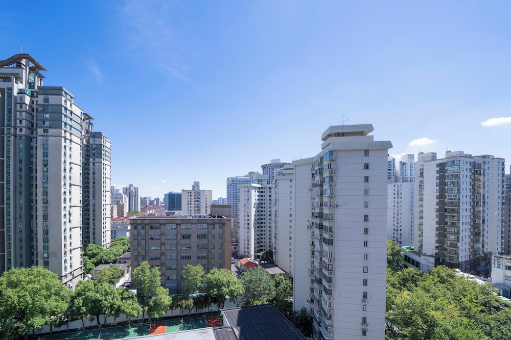 Tyms Elegant 2BR 1BA Apt Yongxin Century