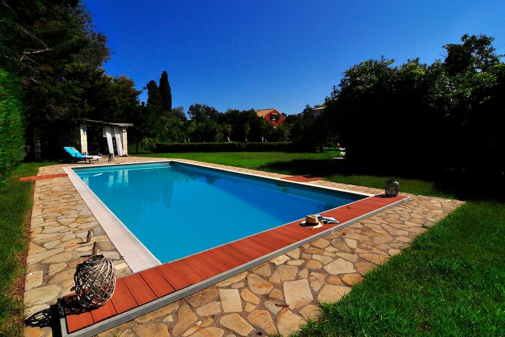 Portico Verde Private Villa With Pool Corfu