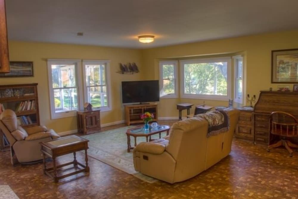 Petaluma Vacations - Historic Petaluma Vacation Rental on 1860s Farm! - Property Image 9
