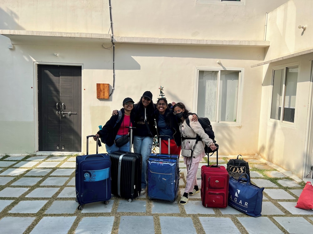 Hostel ivory