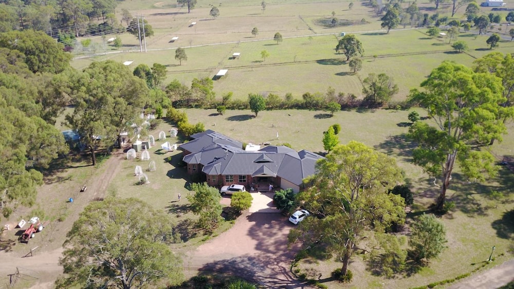 Fullcircle Farm Bed & Breakfast