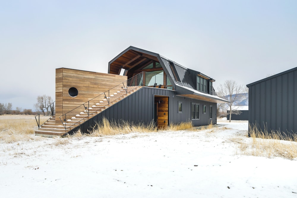 Riverfront Montana Retreat - Deck, Fire Pit & Pond view 5