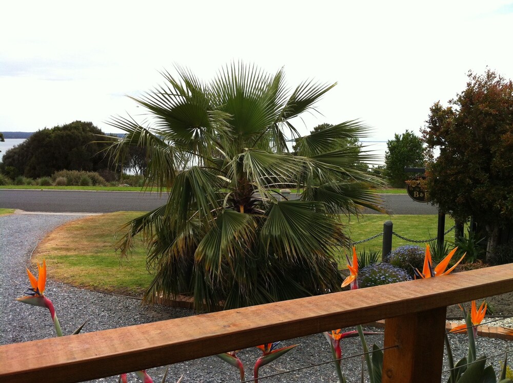 Corinella On The Esplanade Bed & Breakfast