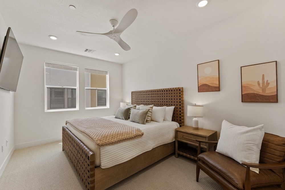 Periwinkle Sky 3 Bedroom Condo