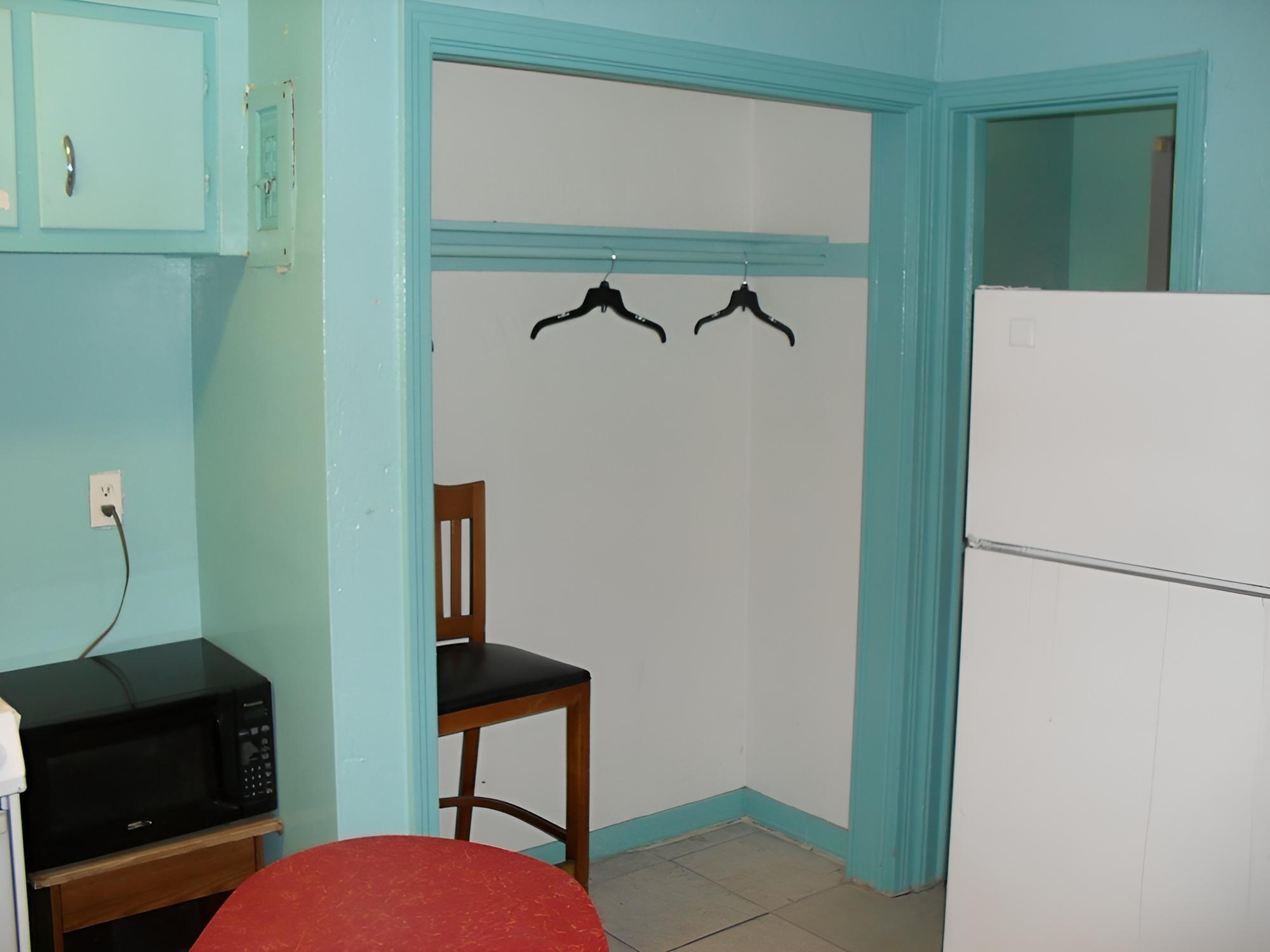 Shore Winds Motel