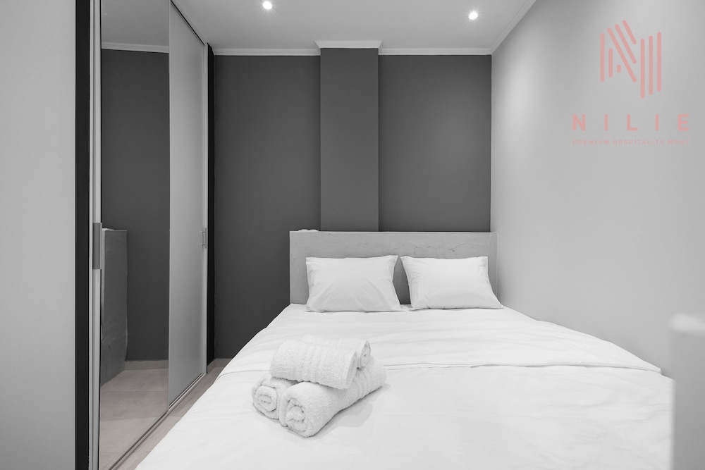 Bonsai Studios & Apartments, Nilie Hospitality MGMT
