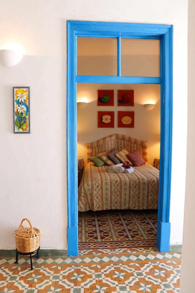 Idyllic Farm House With Huge Garden for 14pax