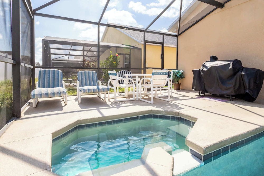 Making Memories Private Pool!