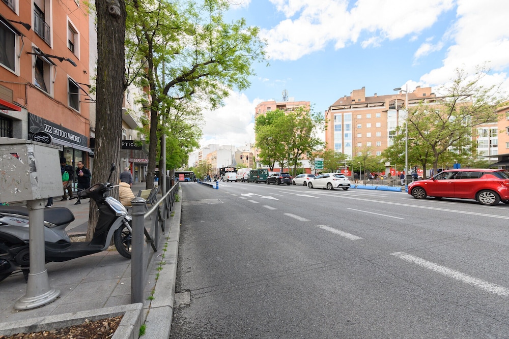 M Mdl92 Alquiler Mensual en Madrid Piso Moderno