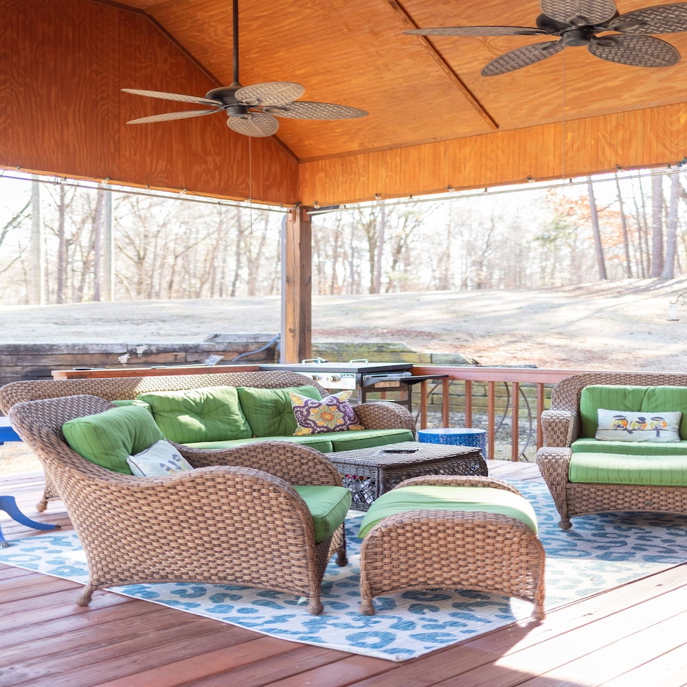 Autumn Woods Lodge