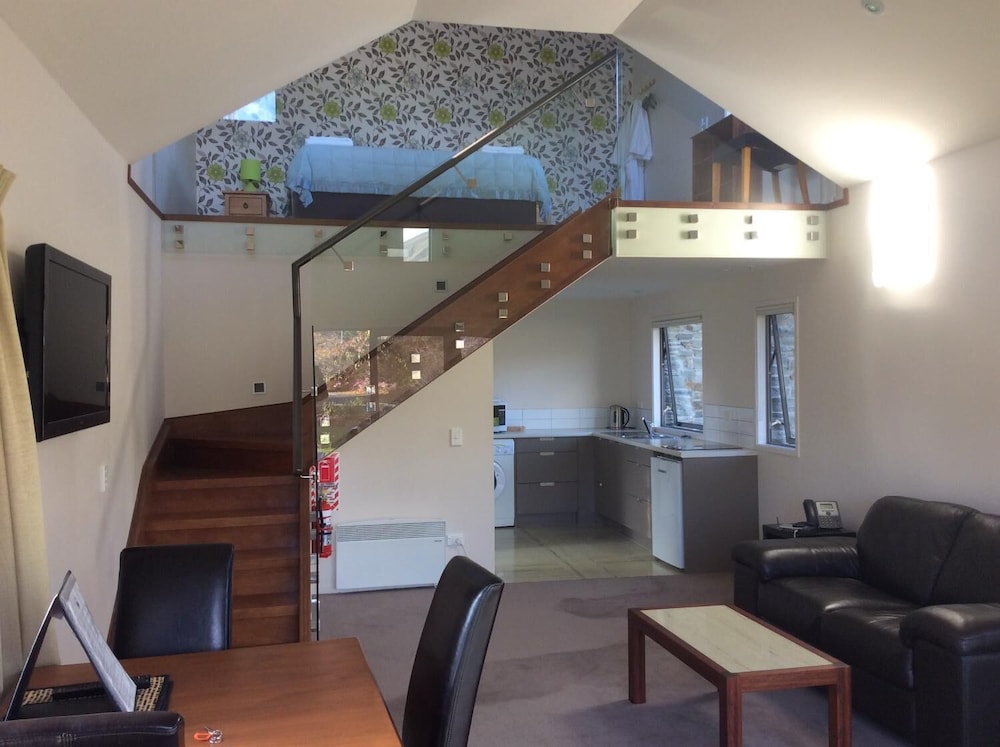 Golf Course Road Chalets — photo 36